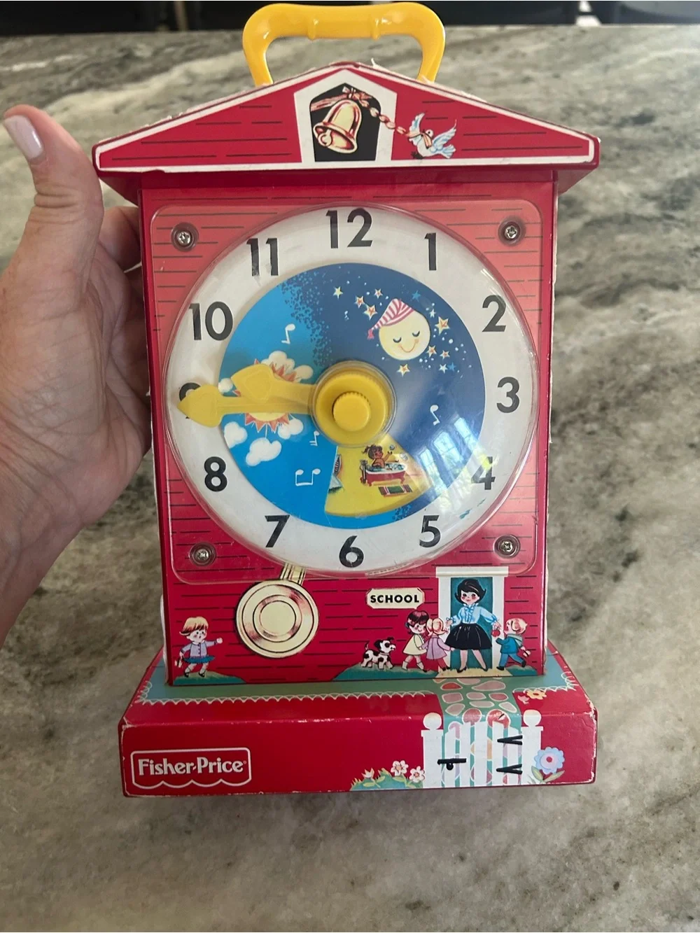 Fisher-Price Red Teaching Clock Toy with Yellow Handle 2009